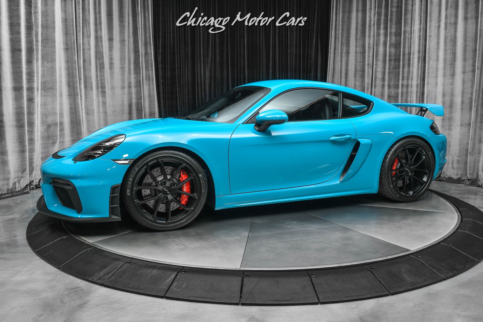 Porsche-718-Cayman-GT4